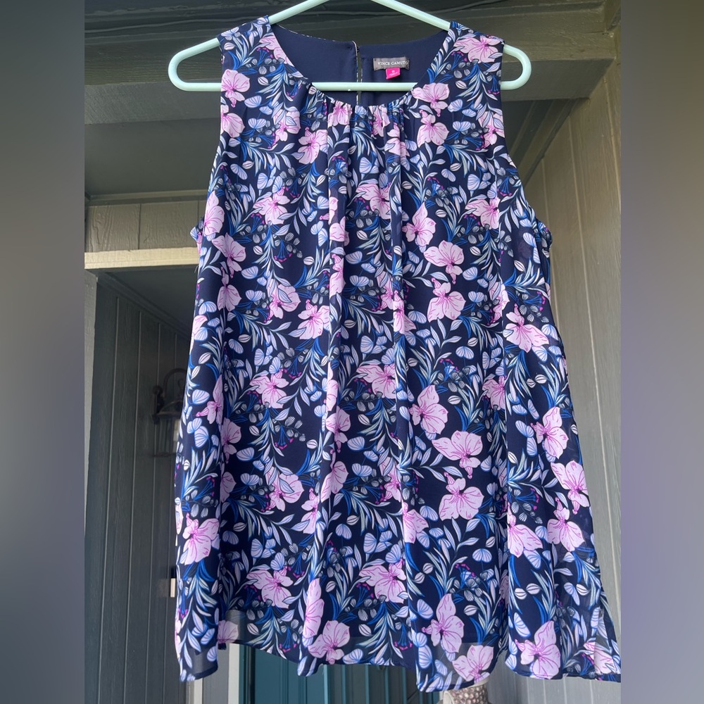 Vince Camuto 1X Blouse Top sheer tank sleeveless plus size 1X purple blue floral